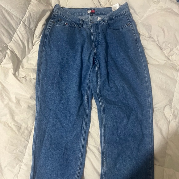 Vintage Tommy Hilfiger Jeans High Waisted Mom Jeans - Light wash Denim - Picture 1 of 5
